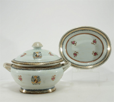 Image for Lot Chinese Export Porcelain Tureen & Underplate