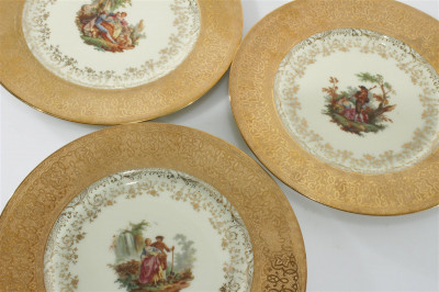 Set of 6 Royal Crown China 22k Gold Leaf Plates