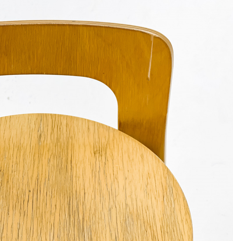 Alvar Aalto L-Leg Chair, model K65