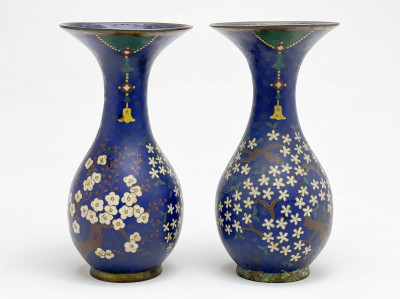 Image for Lot Pair of Japanese Cloisonné Vases