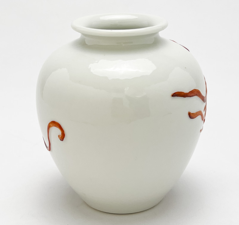 Chinese Porcelain Phoenix Vase with Eight Character Mark