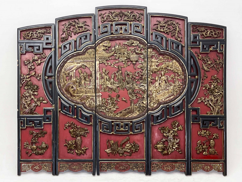 Chinese 5-Panel Gilt, Lacquered and Carved Wood Screen