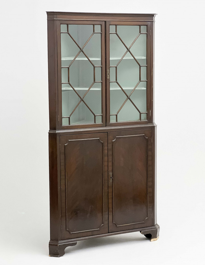 Chippendale Style Corner China Cabinet