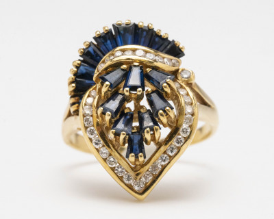 18K Yellow Gold, Sapphire, Diamond Ring