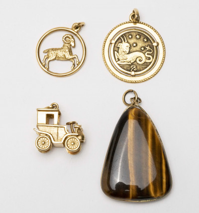 Gold Charms and Pendants