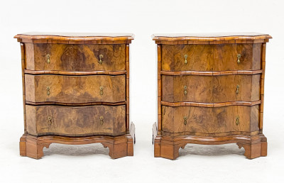 Image for Lot Pair of Italian Commodes