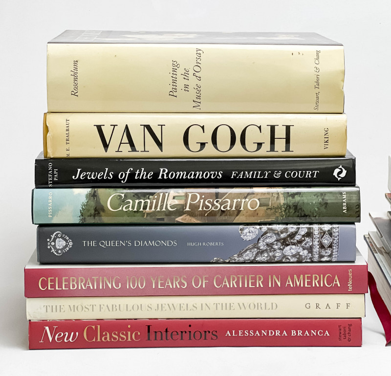 Collection of 18 Coffee Table Books