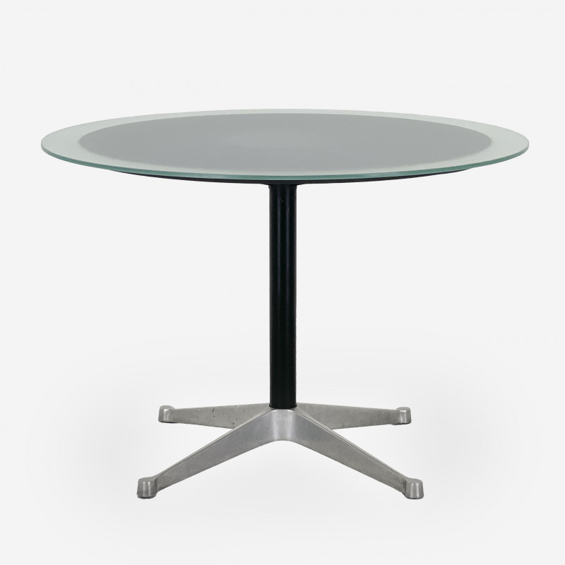 Herman Miller  - Eames Dining Table