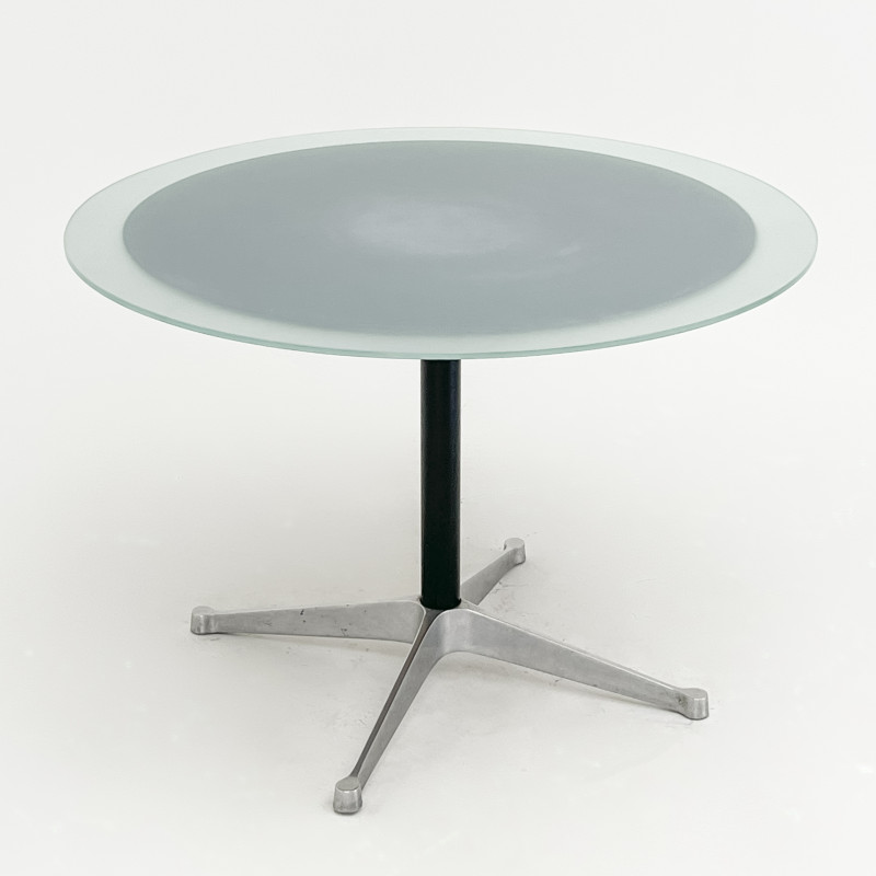 Herman Miller  - Eames Dining Table