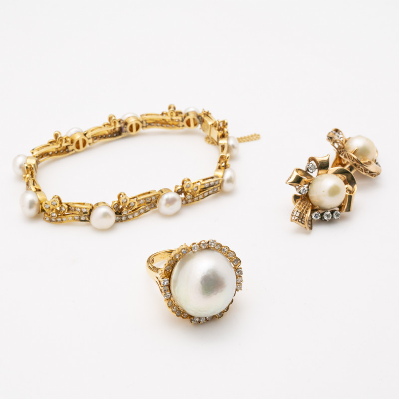 Cultured Pearl and Diamond in Yellow Gold, Set