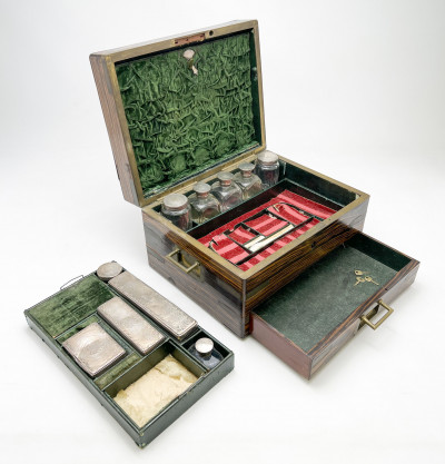 Image for Lot Vanity Kit with Sterling Silver and Glass Elements