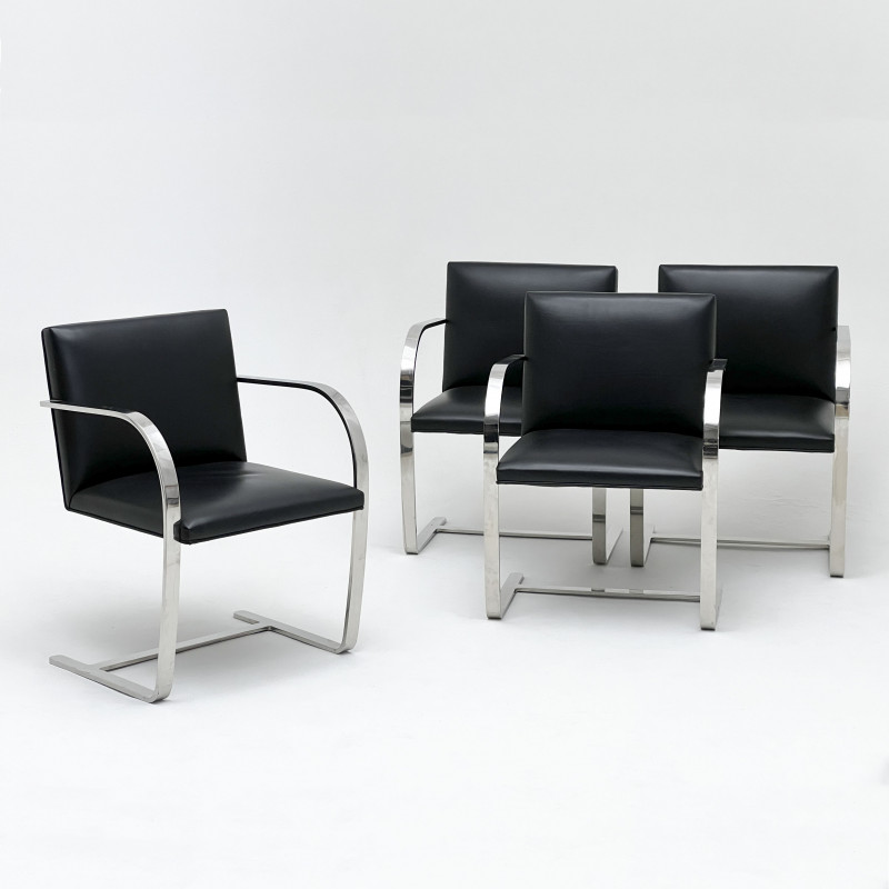 Ludwig Mies van der Rohe - Brno Chairs, Group of 4