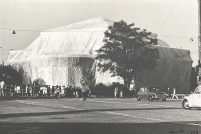 Image for Lot Thomas Cugini - Christo and Jeanne-Claude Wrapped Kunsthalle, Bern Switzerland