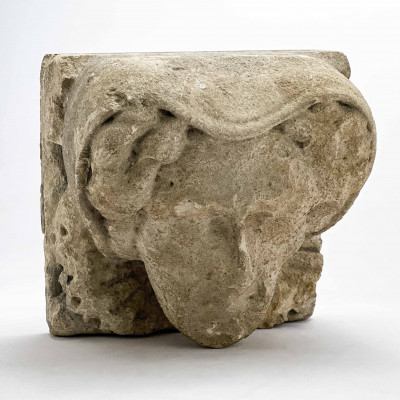 Image for Lot Architectural Element - Elizabethan Carved Limestone Head