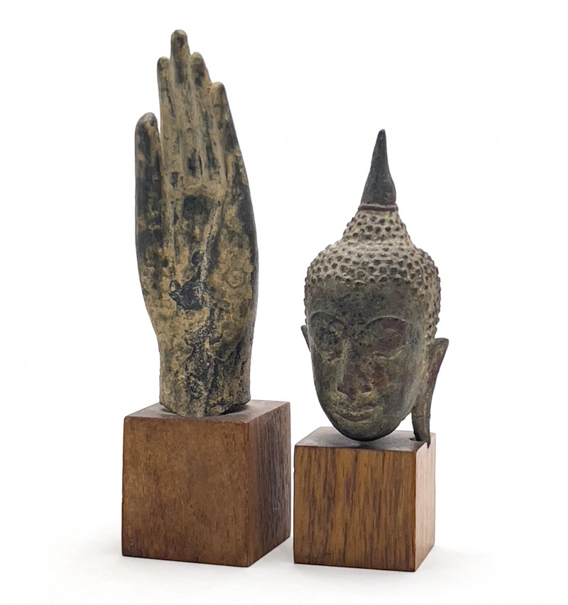 Sino-Tibetan - Bronze Buddha Head and Hand, Group of 2