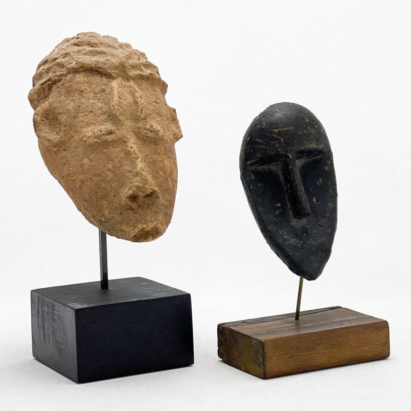 African - Head Figures, Group of 2
