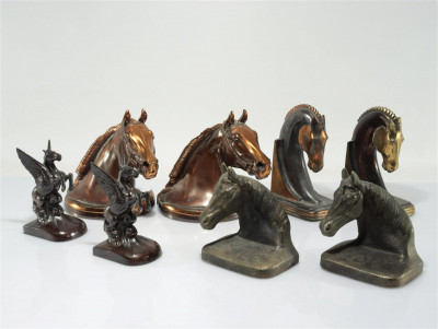 Title Four Pair Horsehead Themed Bookends / Artist