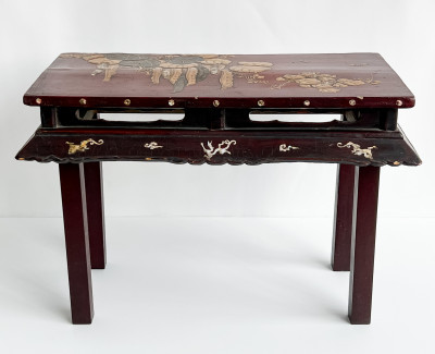 Image for Lot Japanese Lacquer and Mother of Pearl Inlaid Small Table