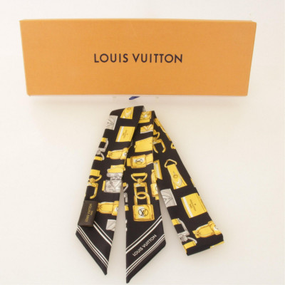 Image for Lot Louis Vuitton Lock Bandeau Scarf