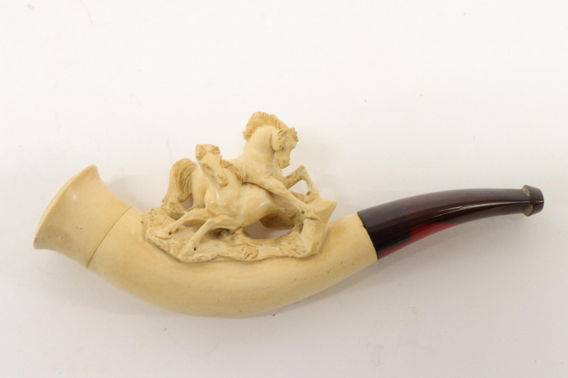Image 5 of lot 4 Pipes Meerschaum silverplate pewter