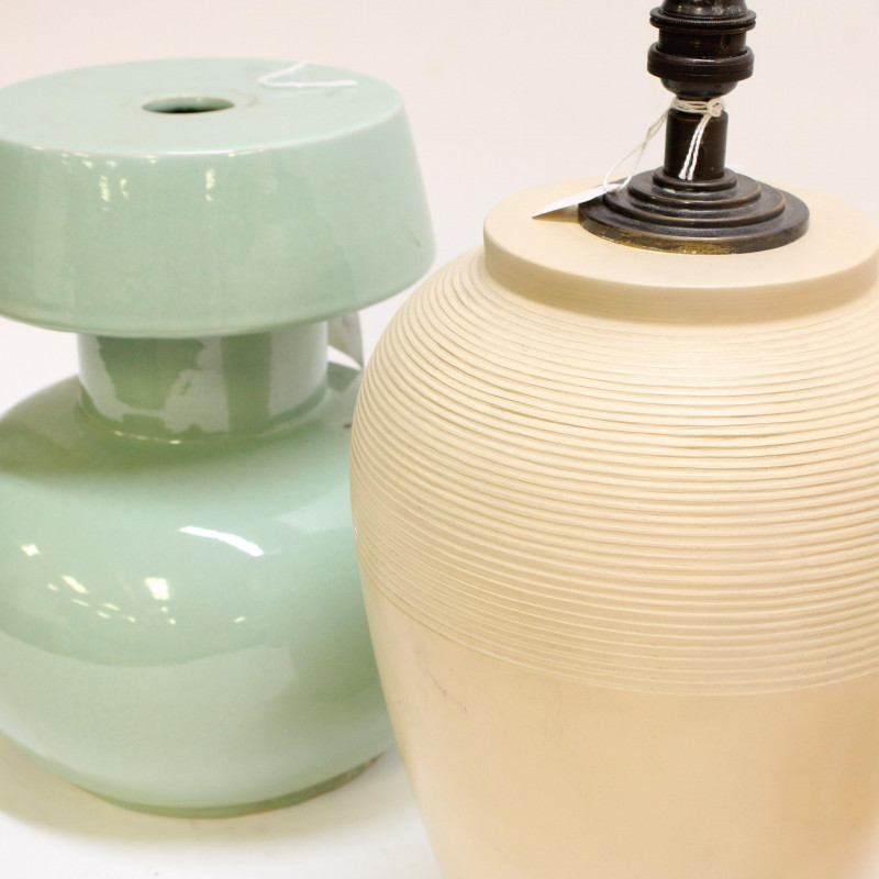 Image 4 of lot 3 Ceramic Lamps &amp; Support