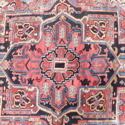 Image for Lot Goravan Carpet, Early 20th C. - 7 x 11