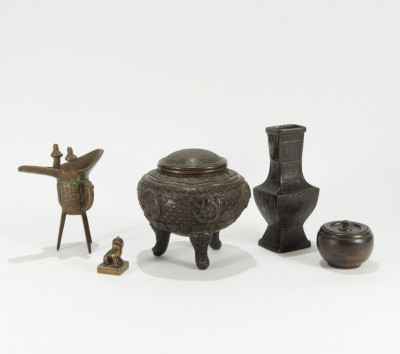 Image for Lot Group 20th c Chinese Bronze Vessels