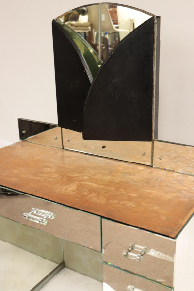 Image 6 of lot 1970's Mirrored Vanity Chest