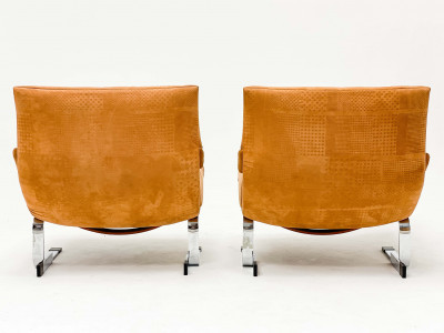 Pair Of Saporiti Italia Onda Lounge Chairs