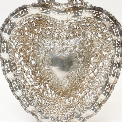 Image 3 of lot 2 Reticulated Continental Silver Baskets