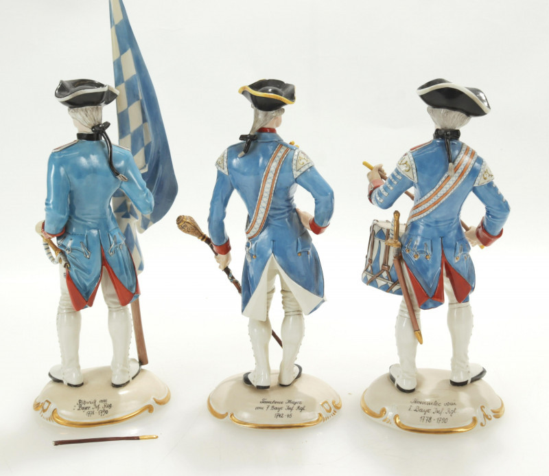 Image 3 of lot 3 Nymphenburg Porcelain Soldiers