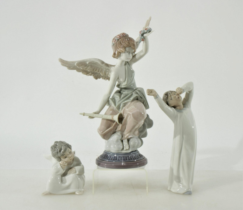 Image 1 of lot 3 Lladro Victory, Angel & Young Boy