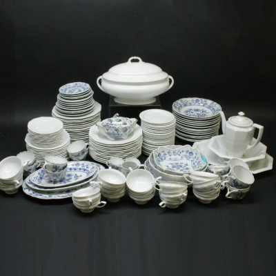 Image for Lot Collection Meissen & Rosenthal Dinner/Luncheon Set
