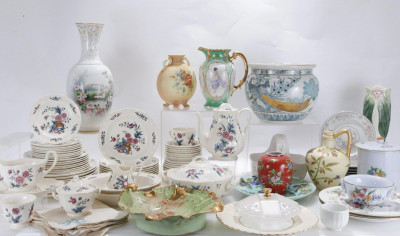 Image for Lot European and Asian Porcelains, Wedgwood