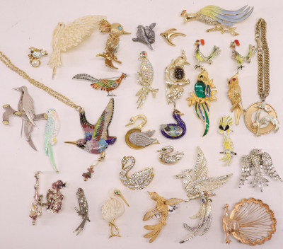 Image for Lot Very Large Group of Vintage Animal Costume Jewelry