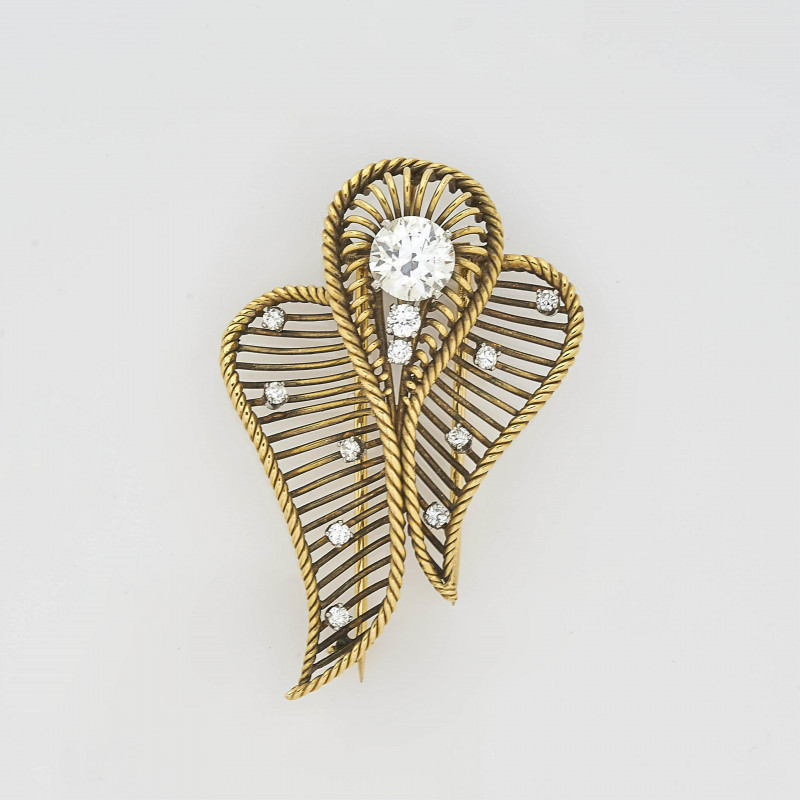 Image 1 of lot 18K Gold &amp; 2.25 ct Diamond Wire Work Leaf Pin