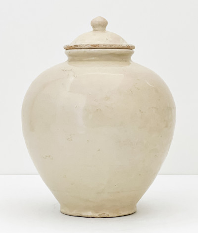 Chinese White Glazed Ceramic Vessel and Cover
