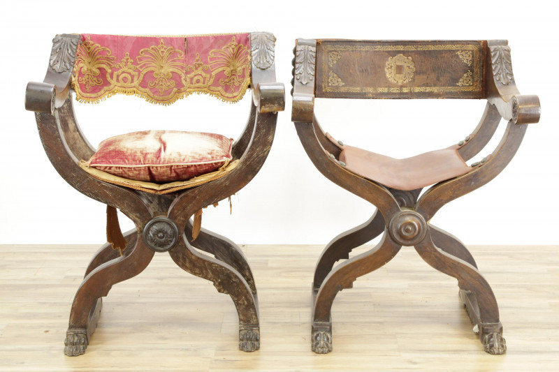 Image 1 of lot 2 Italian Baroque Curule Style Chairs