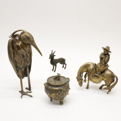 Image for Lot Japanese Bronze Items