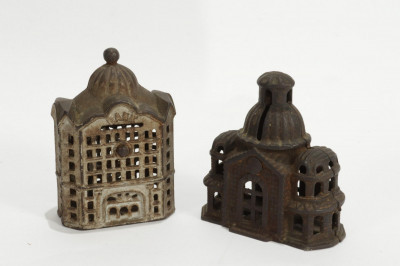 Image 6 of lot 19th-20th C.Cast Iron Banks - Cottage