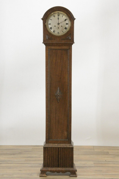 Title Gustav Becker Oak Dwarf Clock / Artist