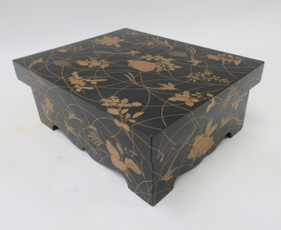 Japanese Gold &amp; Black Lacquer Box
