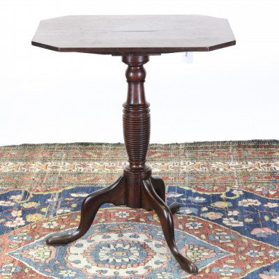 Image for Lot L.18th - E.19th C. Walnut Candle Stand