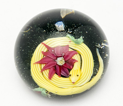 Image for Lot Baccarat (Co.) - Yellow Snake Paperweight