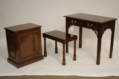 Image 2 of lot 3 Accessory Furnishings: Contemporary & an Antique