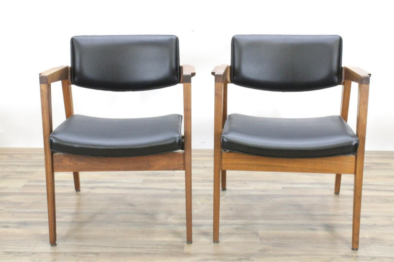 Image 3 of lot 4 Midcentury Modern Chairs by Gunlocke