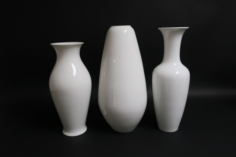 Image 2 of lot 4 KPM Large Porcelain Vases