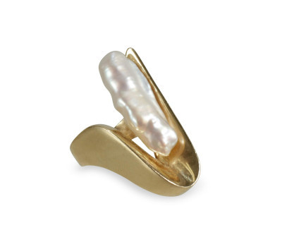 Image 3 of lot 14K Yellow Gold & Baroque Pearl Ring