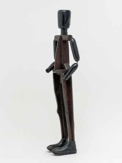 Geoffrey Beene Minimalist Form Mannequin
