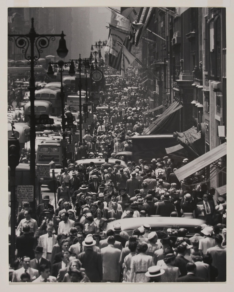 Andreas Feininger - Rush Hour, Fifth Avenue, New York